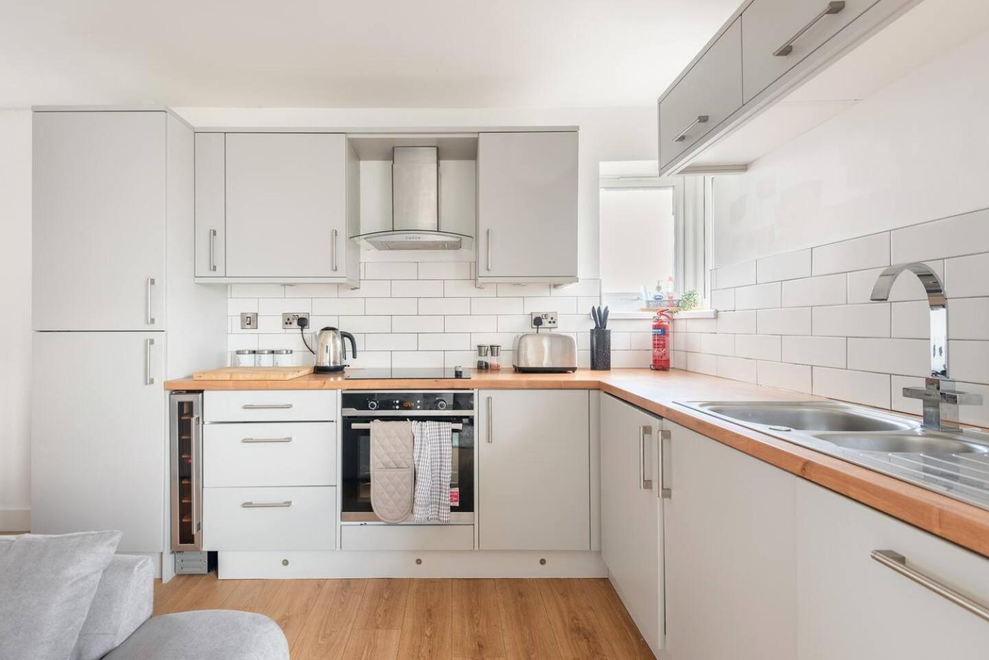 Luxurious 3-Bed Penthouse In Sheffield Lägenhet Handsworth Exteriör bild