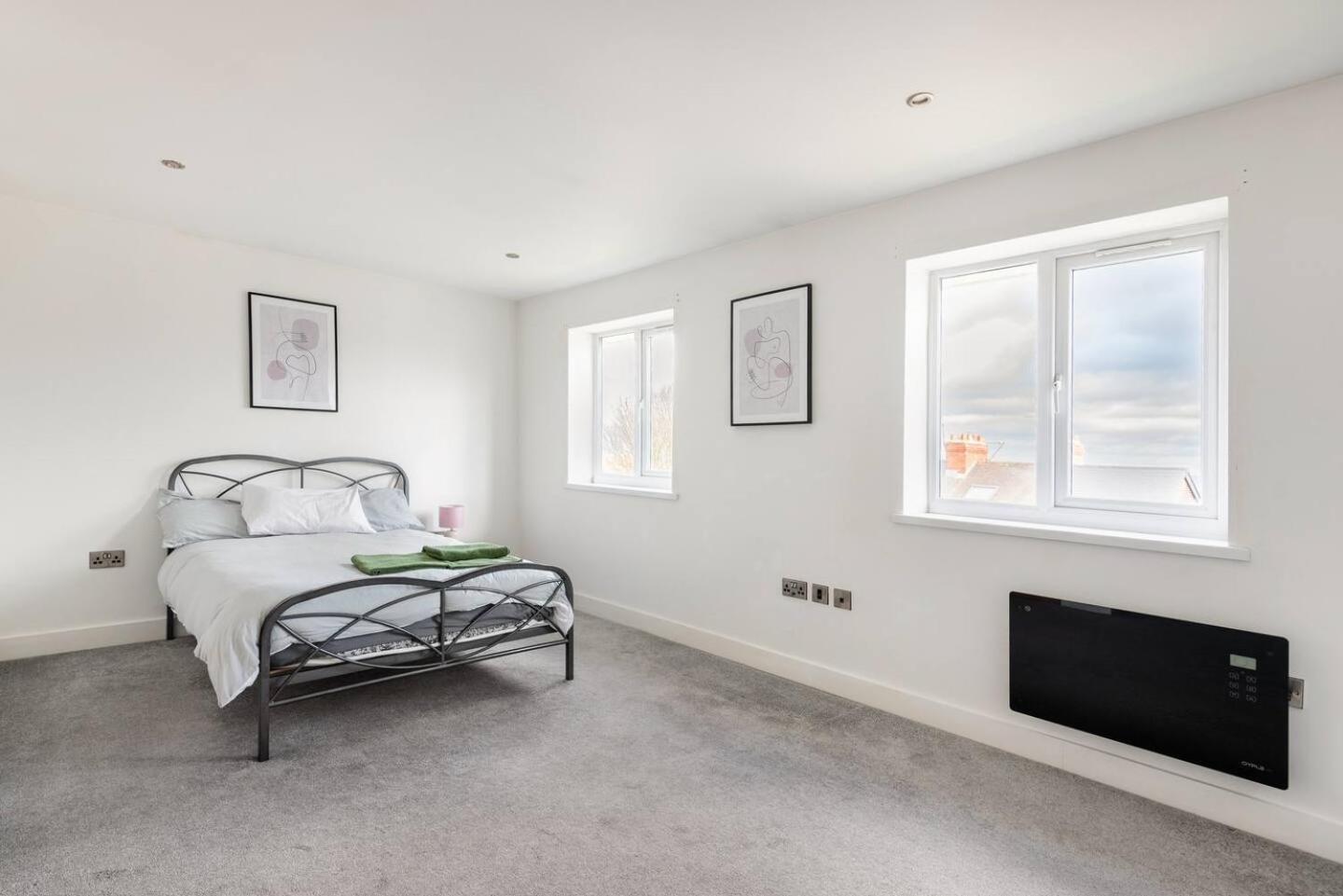 Luxurious 3-Bed Penthouse In Sheffield Lägenhet Handsworth Exteriör bild